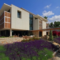 Hotel Amor with Maestral Travel Agency